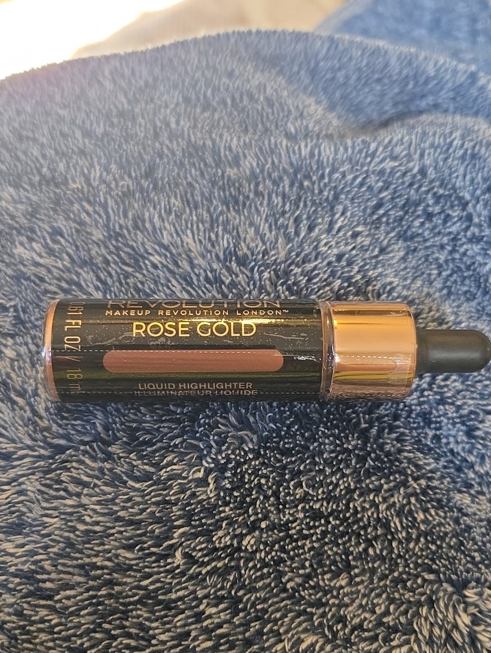 3/$10 Bundle Deals Makeup Revolution Rose Gold Liquid Highlighter - Rose Gold
